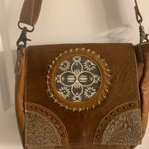 Myra Bag BARLEY used! Like new! Exquisite leather and beadwork on front!